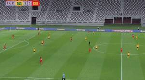 张玉宁第81分钟替补登场换下艾克森，国足五个换人名额用完