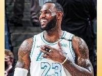 ESPN球员排行詹姆斯列第三 名嘴：说他不在最顶端还为时尚早