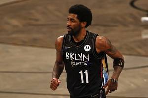 一位知名NBA球员评价欧文：莫名其妙的逆向思考者