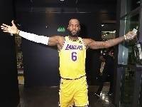詹姆斯ins粉丝即将达到1亿 超过五大联盟官方账号之和