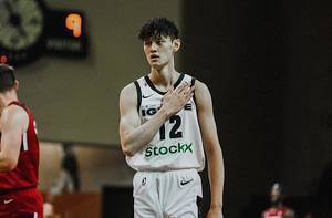 选秀专家：曾凡博表现引关注 一些NBA球探认为他具备首轮潜质