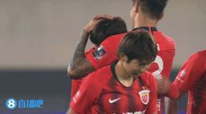 足协杯-奥斯卡助攻大四喜后冲突染红 海港5-1申花占先机