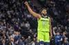 唐斯第三节七中六独得18分3板 带领森林狼打出40-12反超