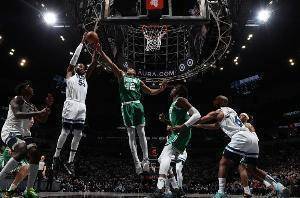 克劳福德发推：门罗有好几年没在NBA效力 现在看起来棒极了