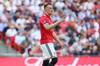 菲尔-琼斯迎本赛季首秀,他时隔近两年再次为曼联首发出场