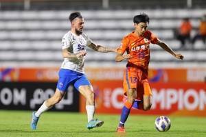 Opta:泰山队本赛季亚冠控球率25.2%,略高于广州队位列倒数第二