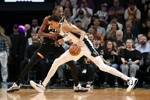 Windhorst：我坚信马刺拥有光明未来 但不确定新赛季是否能进前6
