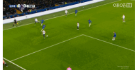 多给些机会？刚刚登场的埃斯特旺小角度射门击中边网